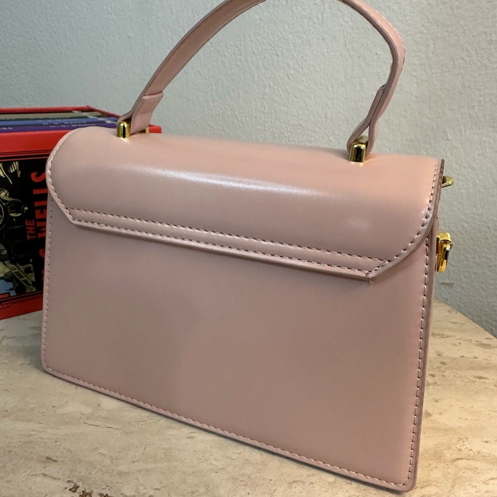 Elegant Pink Handbag - Picture 2 of 4